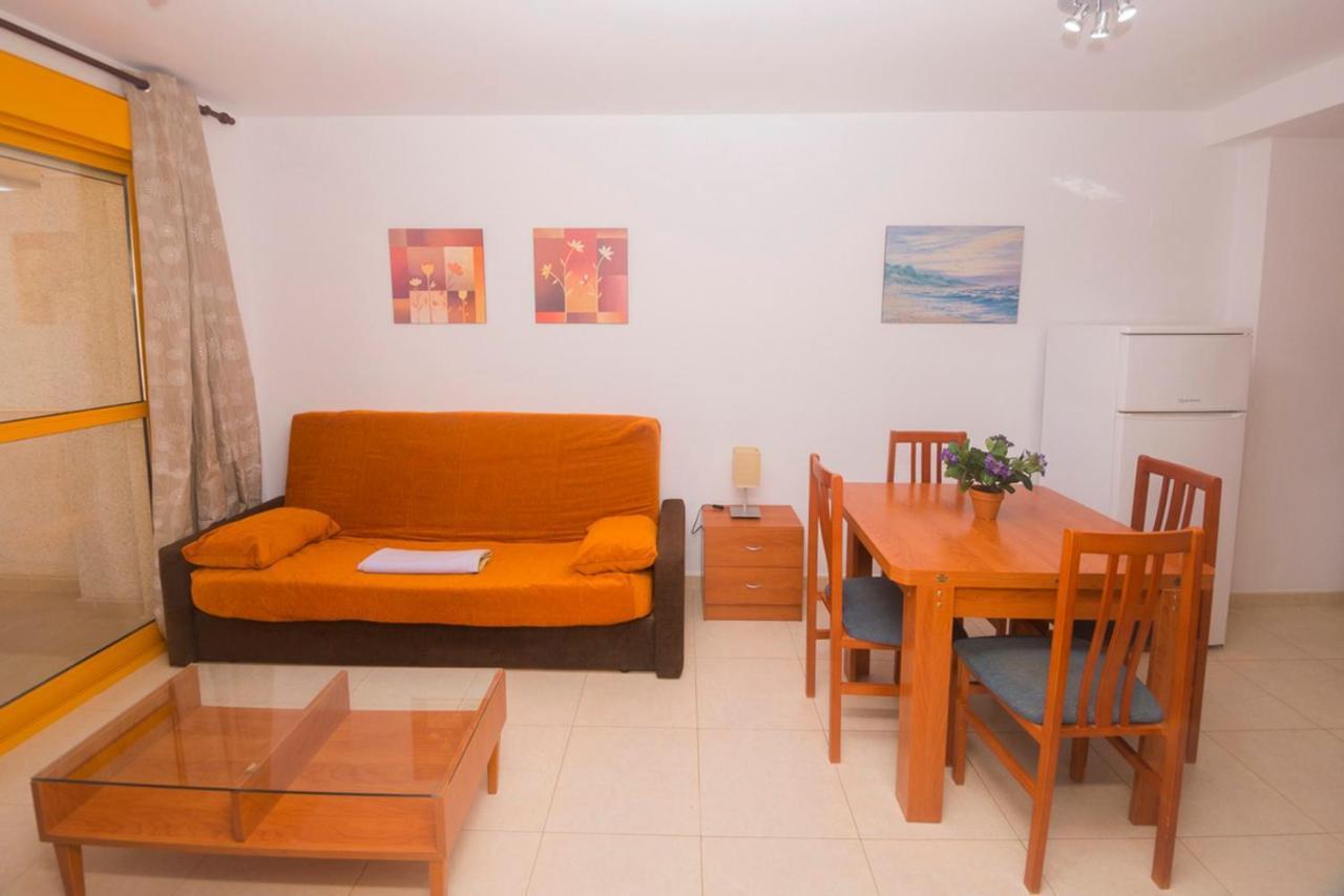 Apartamentos Ambar Beach Calpe Buitenkant foto
